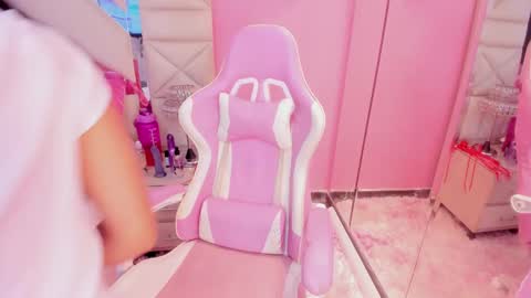 Atenea  online show from 27, 9, 2025