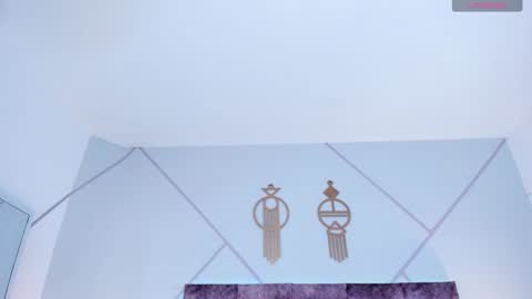 _aurora_collins_ online show from 18, 11, 2025