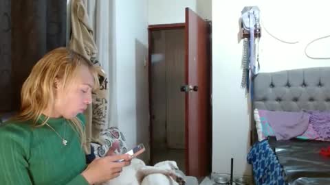 _azalea_65 online show from 10, 2, 2026