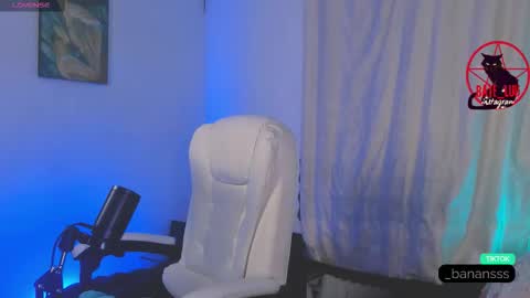 Lunita  online show from 14, 1, 2026