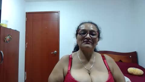 _bellanocturna online show from 8, 3, 2026