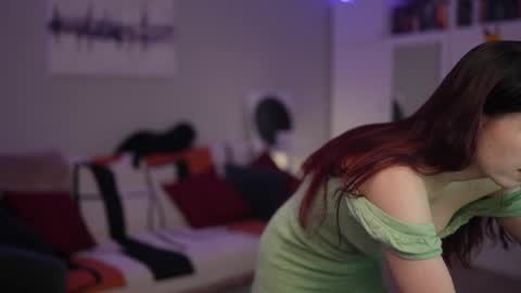 Lili online show from 3, 2, 2026