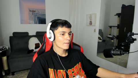 B L A K E online show from 15, 12, 2024