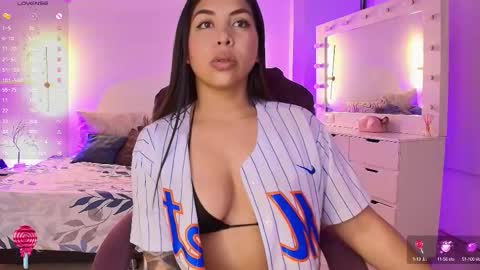 Snapshot of _blind_melon_ chatting on 7, 10, 2025 _blind_melon_ online show from 7, 10, 2025