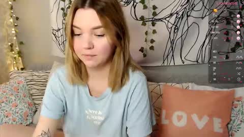 Elizabeth online show from 12, 10, 2025