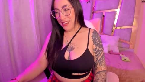Angie  Independent model online show from 27, 9, 2025