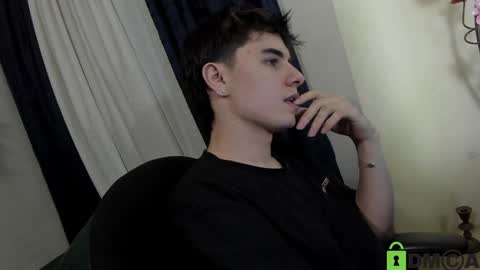 Snapshot of _broken_47 chatting on 15, 12, 2024 FELIPE CAMACHO dont forget to support me with a little hand up online show from 15, 12, 2024