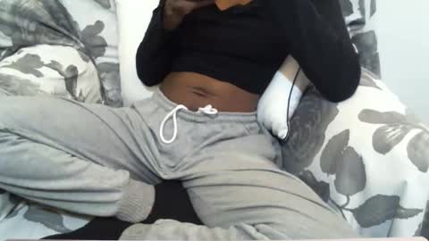 Snapshot of _bunny_b chatting on 20, 2, 2025 I will be back soon online show from 20, 2, 2025