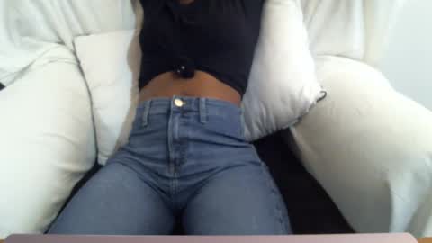 Snapshot of _bunny_b chatting on 10, 3, 2025 I will be back soon online show from 10, 3, 2025