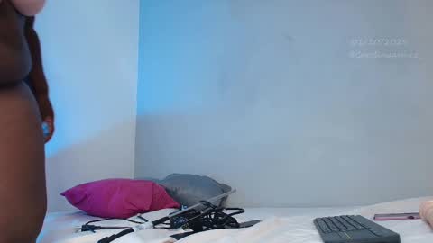 Caro. online show from 1, 10, 2025