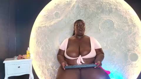 Caro. online show from 9, 10, 2025