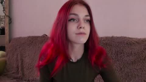 Snapshot of _caroline_coy chatting on 15, 10, 2025 Caroline online show from 15, 10, 2025