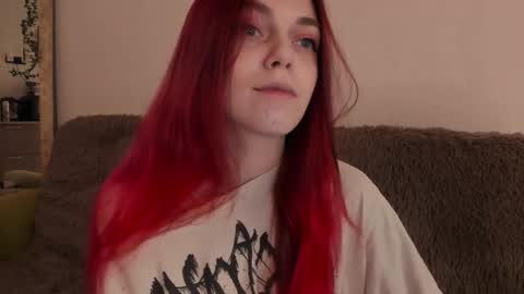 Snapshot of _caroline_coy chatting on 24, 10, 2025 Caroline online show from 24, 10, 2025