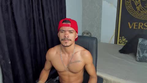 chris online show from 25, 9, 2025