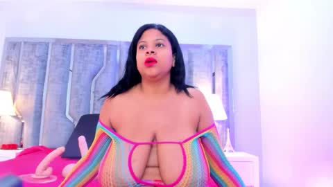 _ciara_benet_ online show from 10, 10, 2025