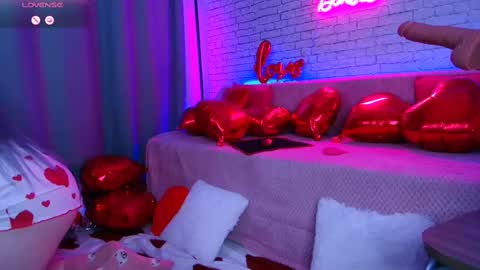 Snapshot of _crazybee_ chatting on 14, 2, 2025 Nica online show from 14, 2, 2025