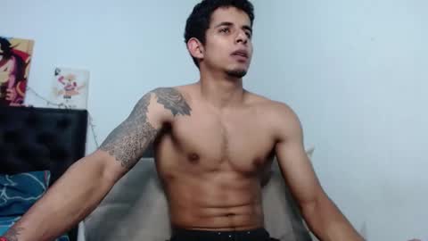  crissgex  online show from 21, 2, 2026