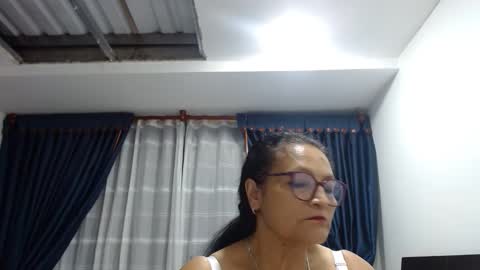Snapshot of _cristal15 chatting on 8, 1, 2026 _cristal15 online show from 8, 1, 2026