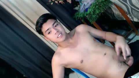 Snapshot of _cumwithrussel chatting on 5, 3, 2026 Russ online show from 5, 3, 2026