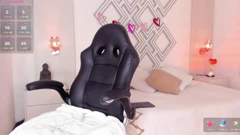     online show from 12, 2, 2025