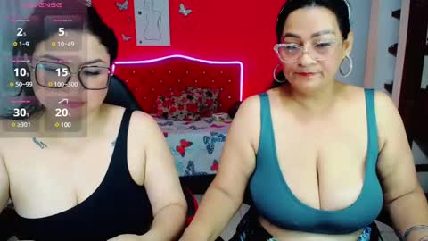 Snapshot of _curvy_mature_ chatting on 16, 12, 2024 _curvy_mature_ online show from 16, 12, 2024