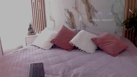 Snapshot of _dara_ chatting on 28, 10, 2025 Dara online show from 28, 10, 2025