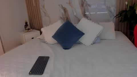 Snapshot of _dara_ chatting on 1, 11, 2025 Dara online show from 1, 11, 2025