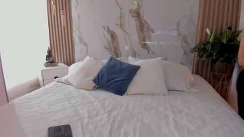 Snapshot of _dara_ chatting on 2, 11, 2025 Dara online show from 2, 11, 2025