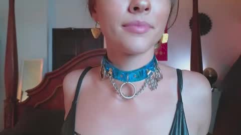 DemiDee online show from 10, 2, 2025