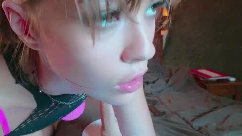 DemiDee online show from 27, 2, 2025