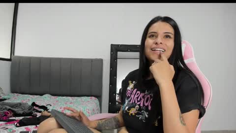 Snapshot of _elektrah chatting on 16, 2, 2025 _elektrah online show from 16, 2, 2025