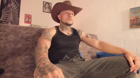 Emilio online show from 12, 11, 2025