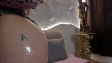 _emmawalka online show from 31, 10, 2025