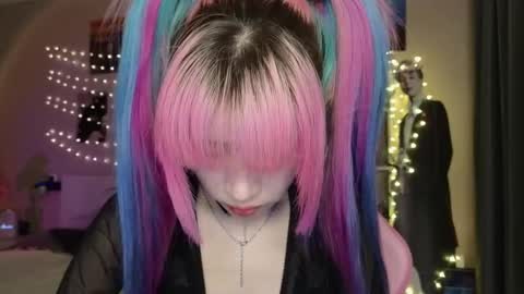 EveEva online show from 25, 2, 2026