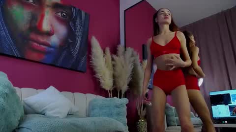 Snapshot of _foxymia_ chatting on 16, 11, 2025 Mia online show from 16, 11, 2025