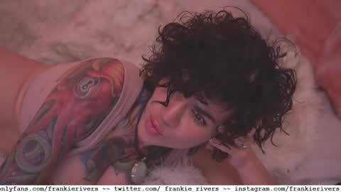 Snapshot of _frankie_rivers chatting on 2, 3, 2025 Frankie Rivers allmylinks online show from 2, 3, 2025