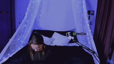 _grace_hot online show from 7, 10, 2025