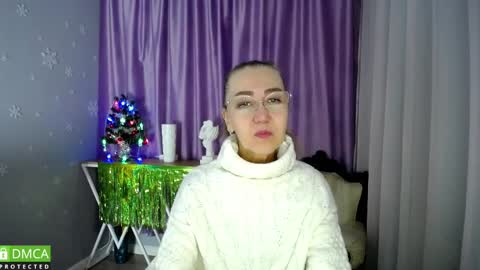 _greybunny_ online show from 10, 1, 2025