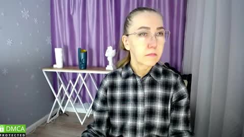 _greybunny_ online show from 27, 1, 2025