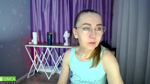 _greybunny_ online show from 2, 2, 2025