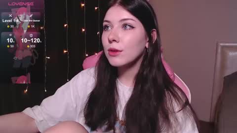 Snapshot of _gummybears_ chatting on 15, 2, 2025 Tori online show from 15, 2, 2025