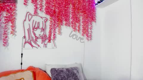 Hanna Botero online show from 15, 10, 2025