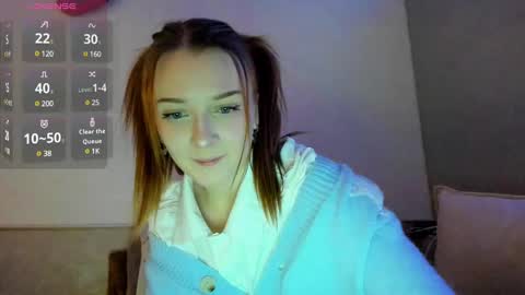 _hey_scarlett_ online show from 20, 12, 2024
