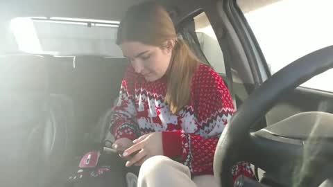 Snapshot of _hidden_frommymoom_ chatting on 5, 1, 2025 Criss4u online show from 5, 1, 2025