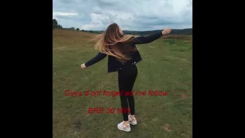 Snapshot of _hidden_frommymoom_ chatting on 25, 3, 2026 Criss4u online show from 25, 3, 2026