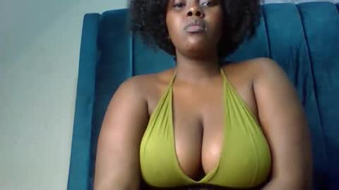 _honey_bloom online show from 22, 3, 2026