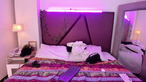 Isa online show from 7, 1, 2025