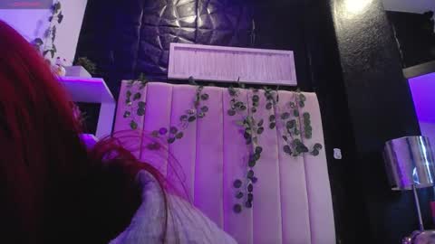 Mia online show from 27, 1, 2025