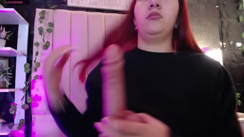 Mia online show from 18, 2, 2025