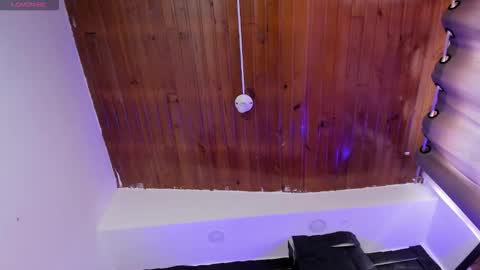 Snapshot of _johana18 chatting on 13, 3, 2026 Mia online show from 13, 3, 2026